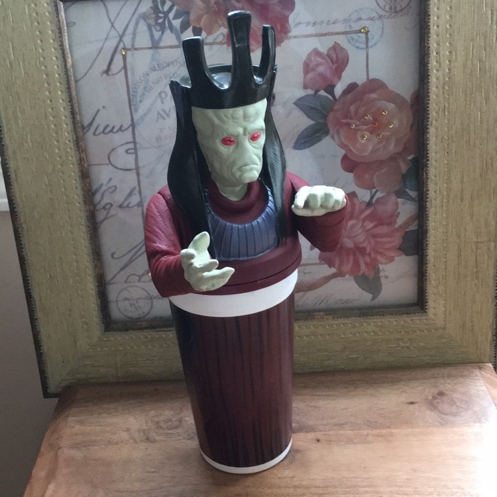 Star Wars Vintage Collectible Cup and Topper